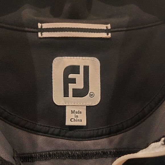 Woment's Footjoy Golf Vest - Picture 6 of 8